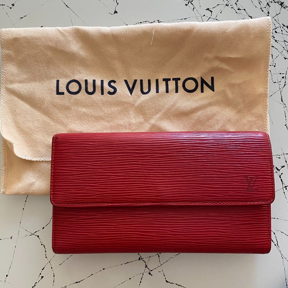 Authentic Louis Vuitton Epi Leather Long Wallet